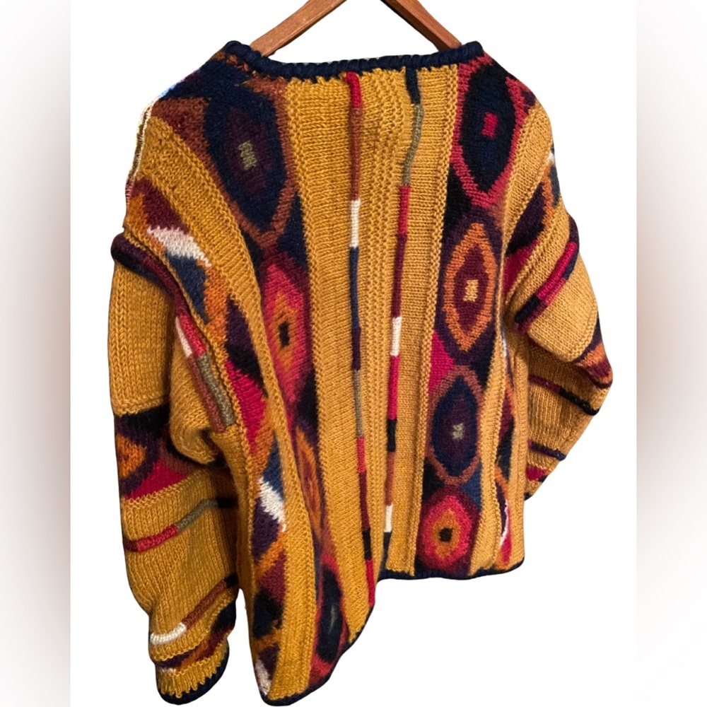 Wool sweater. 100% wool - Picture 2 of 3